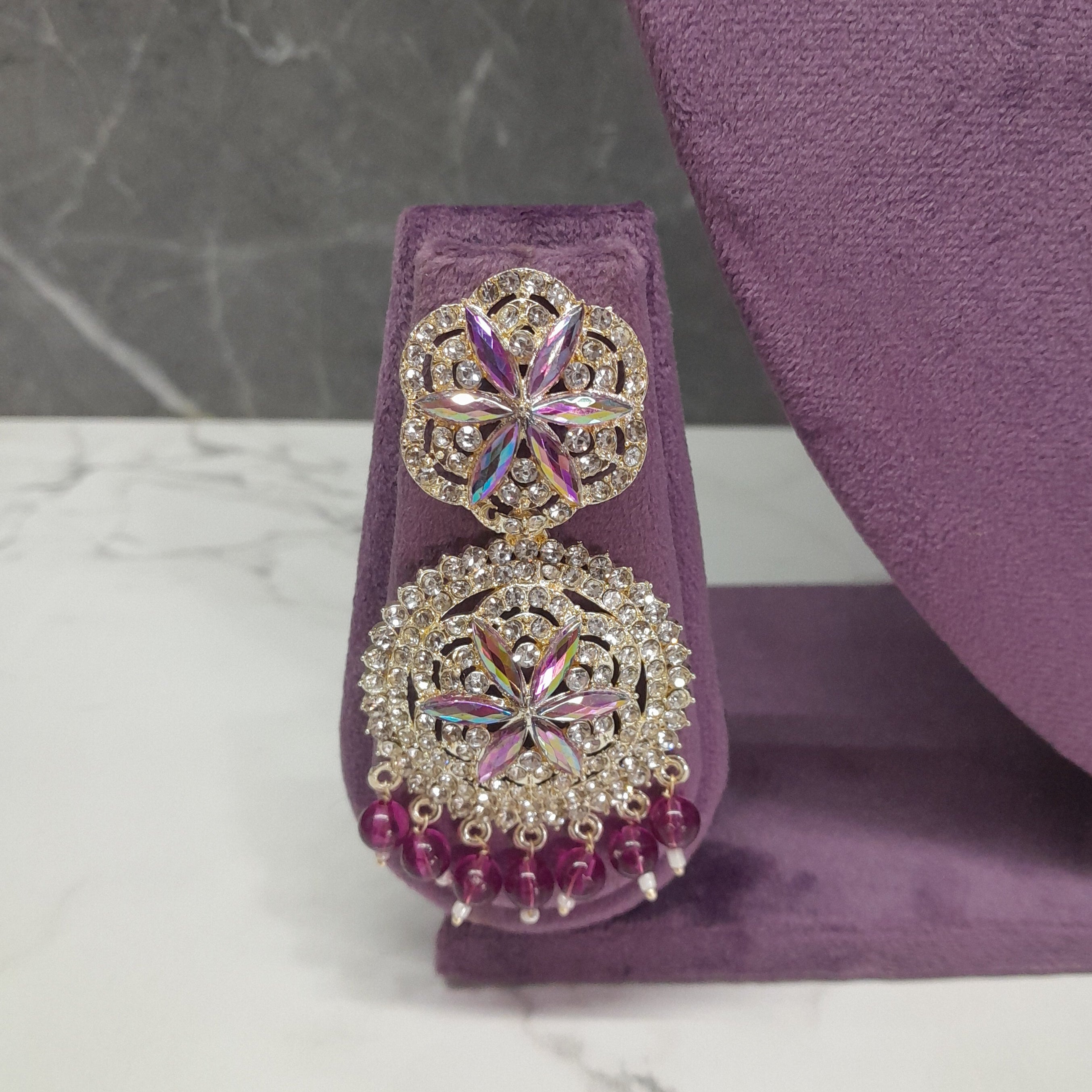 ZyraBloom Floral Radiance