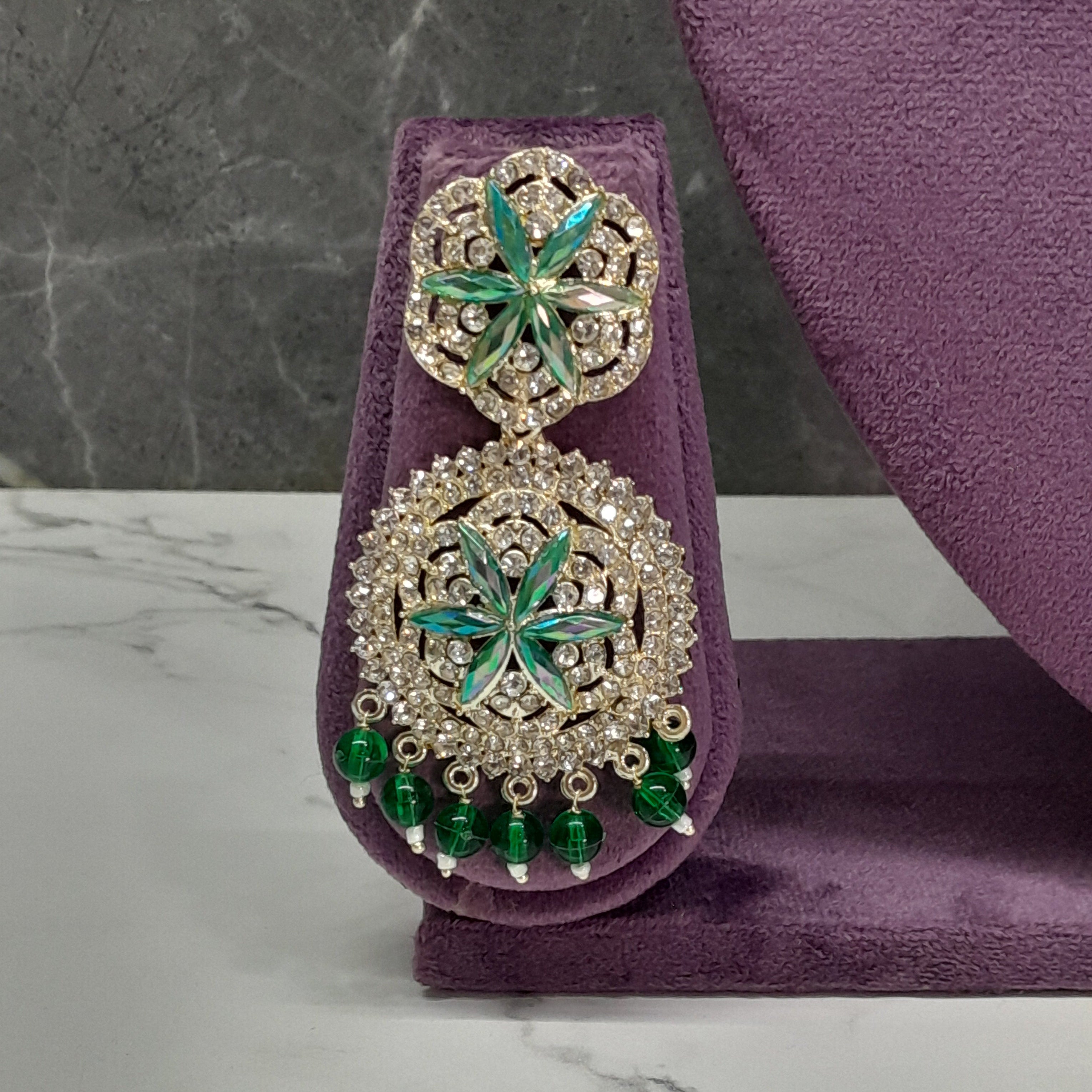 ZyraBloom Floral Radiance