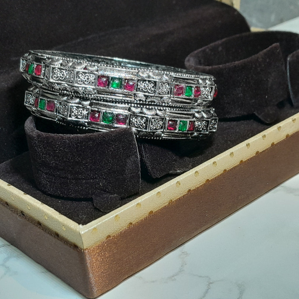 Zyra Bloom Anaya Antique Bangles