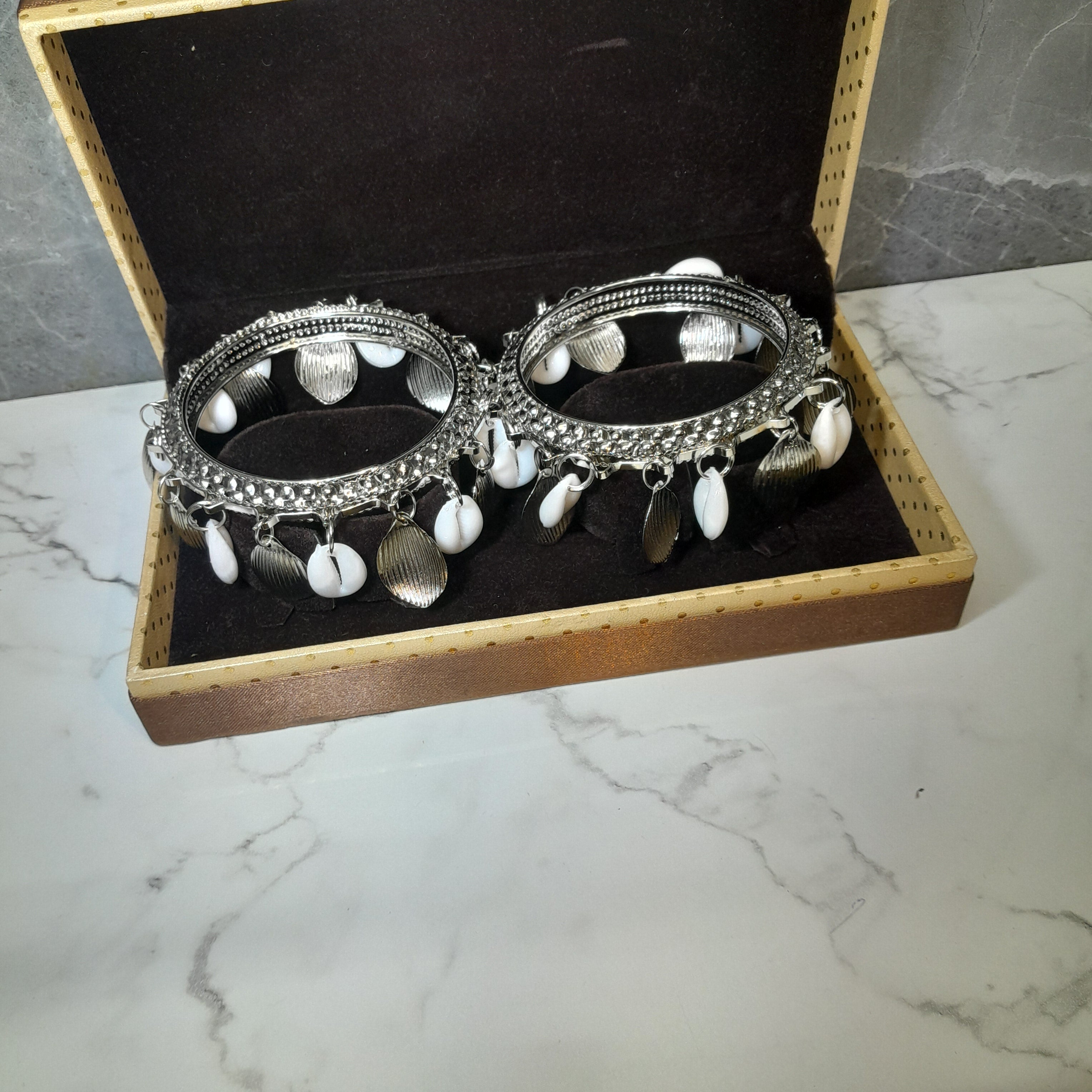 Zyra Bloom Boho Shell Charm Bangles