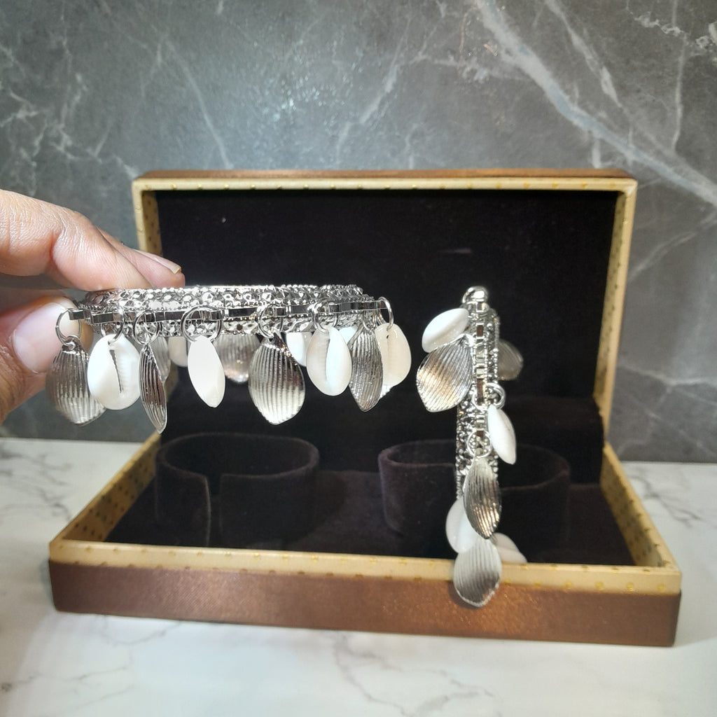 Zyra Bloom Boho Shell Charm Bangles