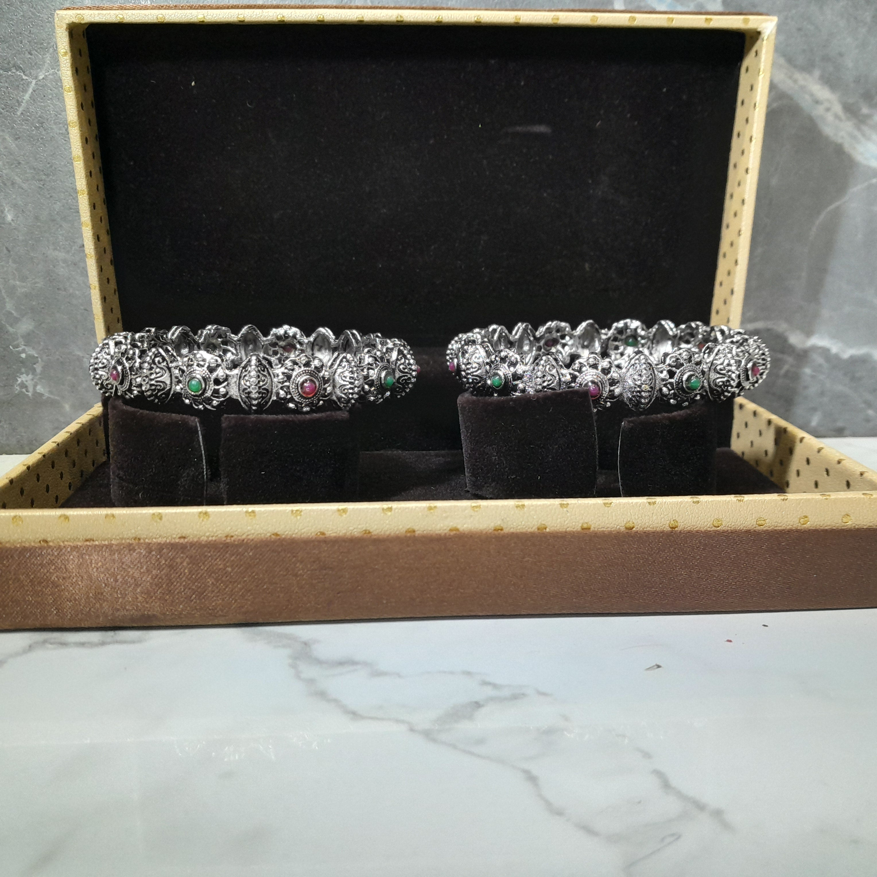 Zyra Bloom Maharani Antique Bangles