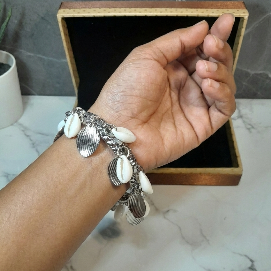 Zyra Bloom Boho Shell Charm Bangles